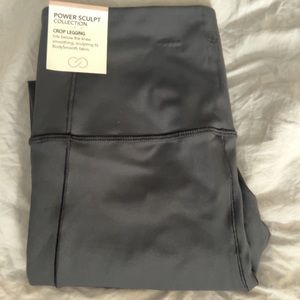 Calia Pure Black Cropped Leggings